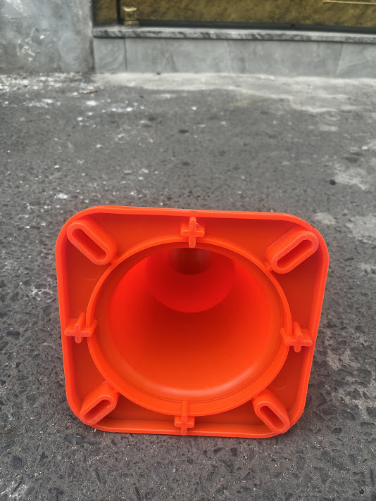 Chóp nón giao thông nhựa pvc cao 45cm
